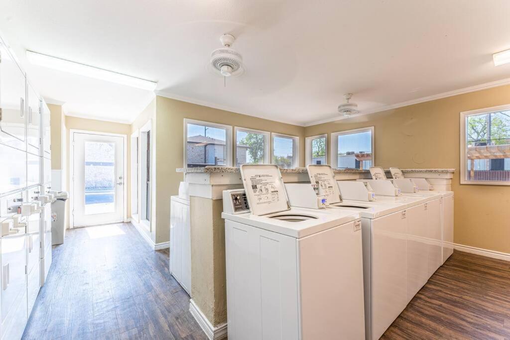 Central 1Br King Bed Suites, Close To Downtown & Domain Austin Exterior photo