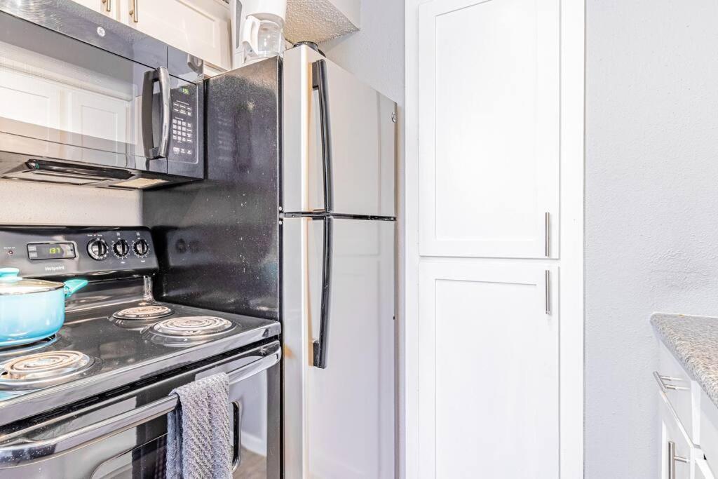 Central 1Br King Bed Suites, Close To Downtown & Domain Austin Exterior photo